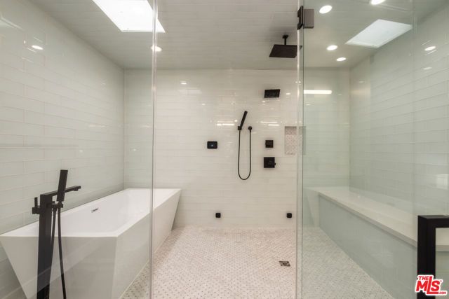 13036 Mindanao Way 4, Marina Del Rey, CA 90292
