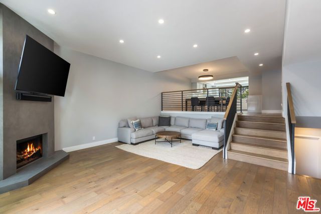13036 Mindanao Way 4, Marina Del Rey, CA 90292