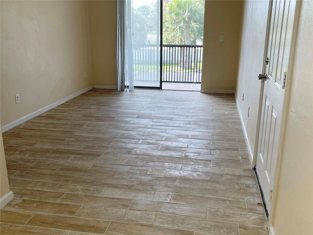 1122 S PINE RIDGE CIRCLE 1122, Sanford, FL 32773