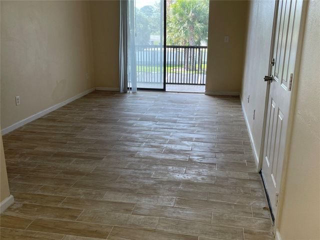 1122 S PINE RIDGE CIRCLE 1122, Sanford, FL 32773