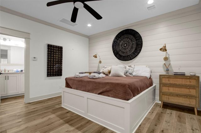 2906 Shady Lane, Crystal Beach, TX 77650