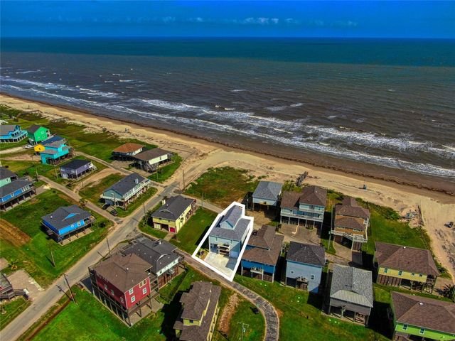2906 Shady Lane, Crystal Beach, TX 77650