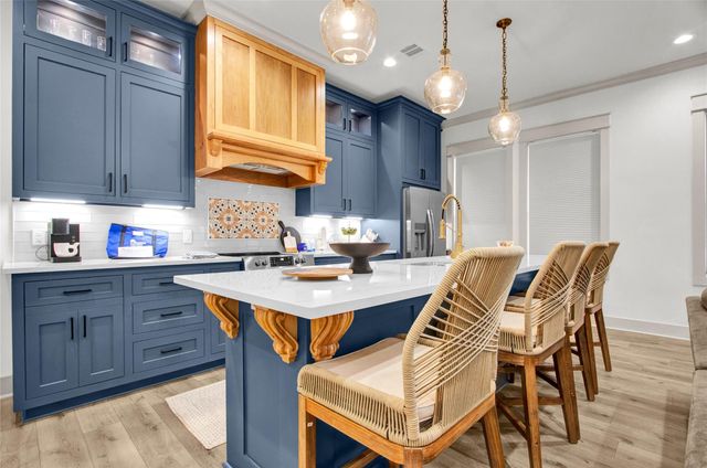 2906 Shady Lane, Crystal Beach, TX 77650