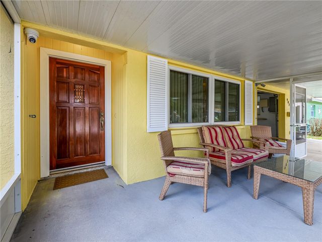 907 HILLSIDE TERRACE, Brandon, FL 33511