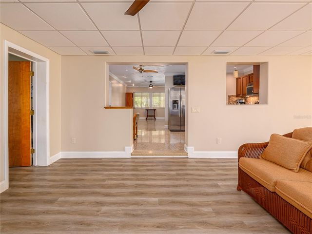 907 HILLSIDE TERRACE, Brandon, FL 33511