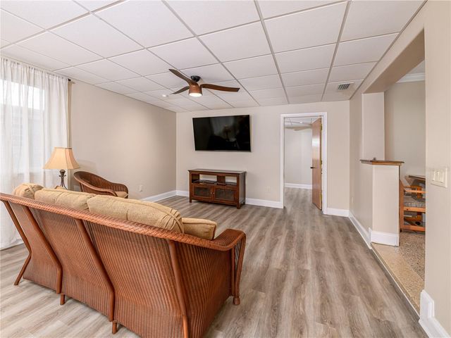 907 HILLSIDE TERRACE, Brandon, FL 33511