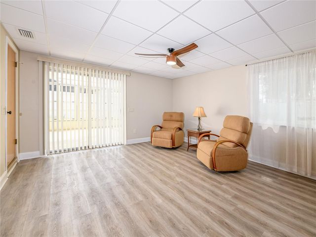 907 HILLSIDE TERRACE, Brandon, FL 33511