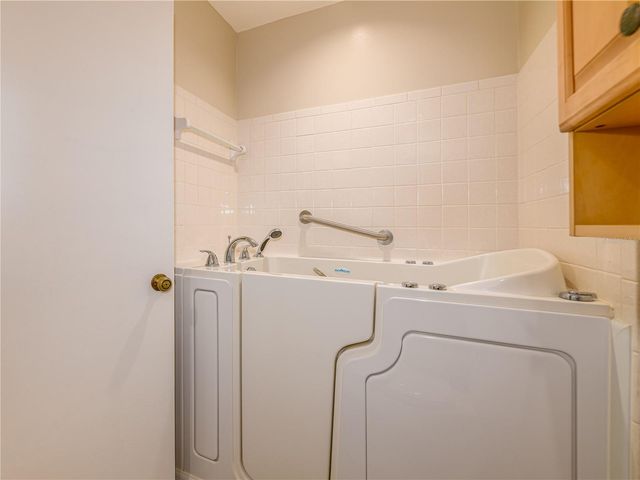 907 HILLSIDE TERRACE, Brandon, FL 33511