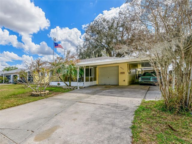 907 HILLSIDE TERRACE, Brandon, FL 33511