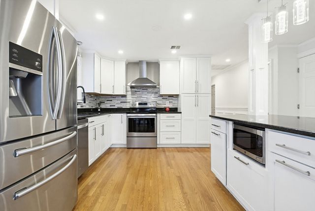 21 Taft St, Milford, MA 01757