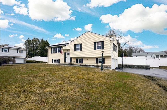 21 Taft St, Milford, MA 01757