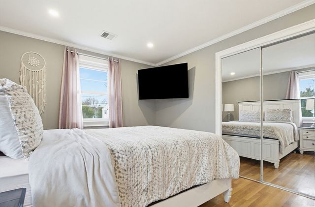 21 Taft St, Milford, MA 01757