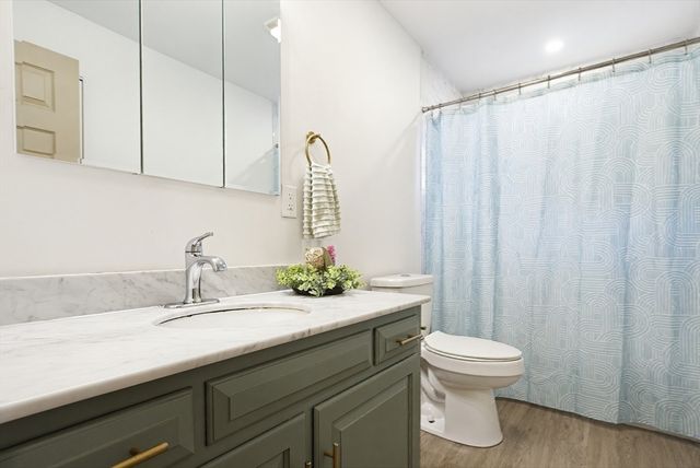 21 Taft St, Milford, MA 01757