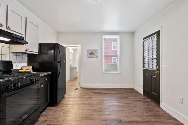 132 S 15th St, South Side, PA 15203