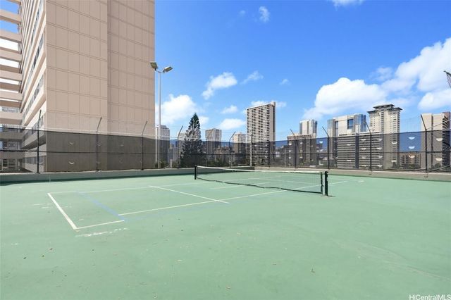 2333 Kapiolani Boulevard 1008A, Honolulu, HI 96826