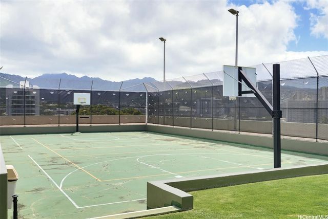 2333 Kapiolani Boulevard 1008A, Honolulu, HI 96826