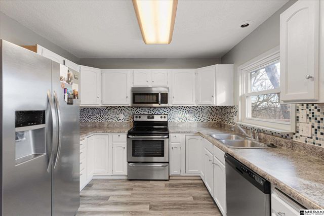 18921 Grant Street, Elkhorn, NE 68022