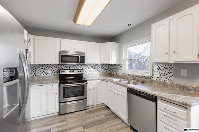 18921 Grant Street, Elkhorn, NE 68022