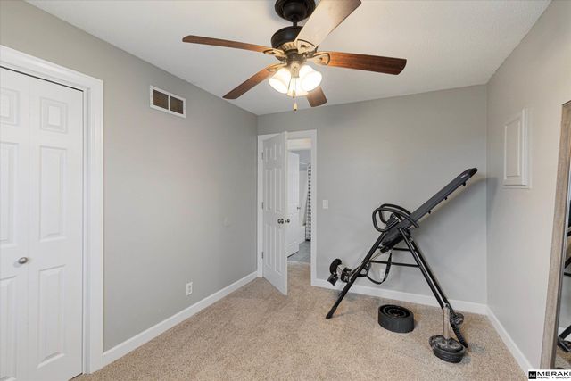 18921 Grant Street, Elkhorn, NE 68022