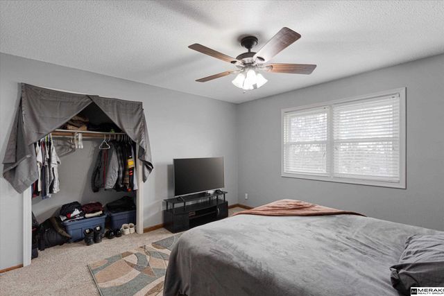 18921 Grant Street, Elkhorn, NE 68022