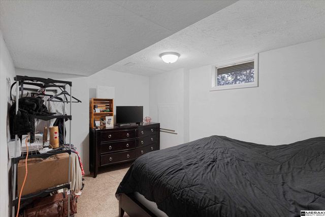 18921 Grant Street, Elkhorn, NE 68022