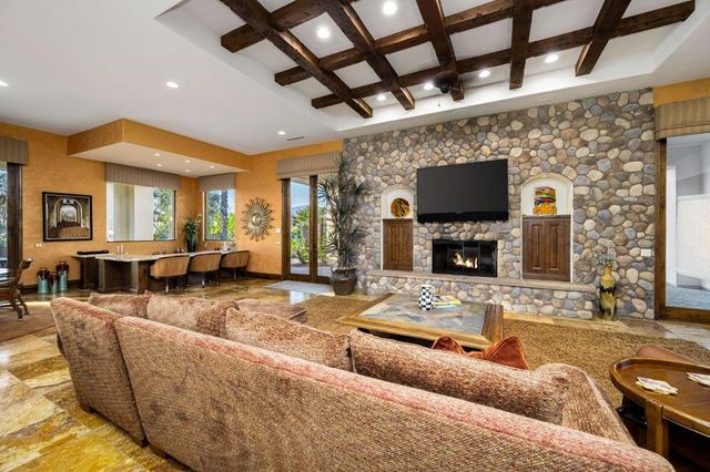 57360 Peninsula Lane, La Quinta, CA 92253