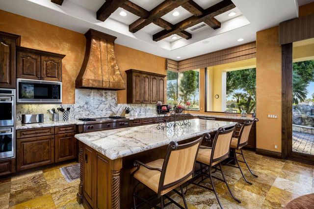 57360 Peninsula Lane, La Quinta, CA 92253