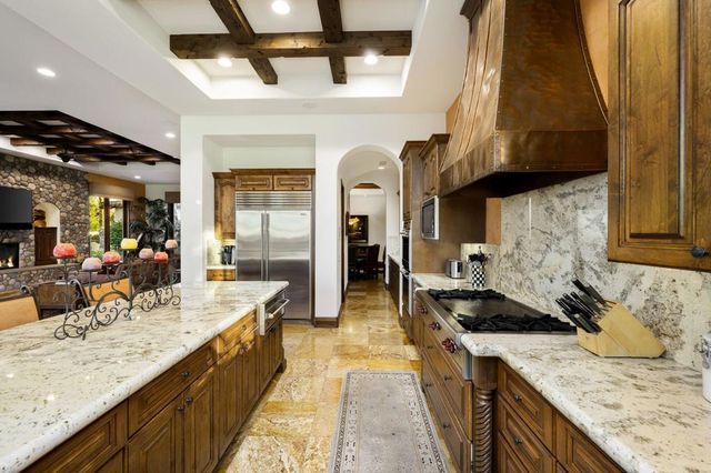 57360 Peninsula Lane, La Quinta, CA 92253