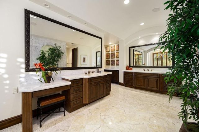 57360 Peninsula Lane, La Quinta, CA 92253