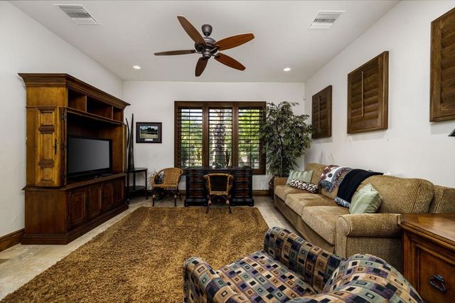 57360 Peninsula Lane, La Quinta, CA 92253