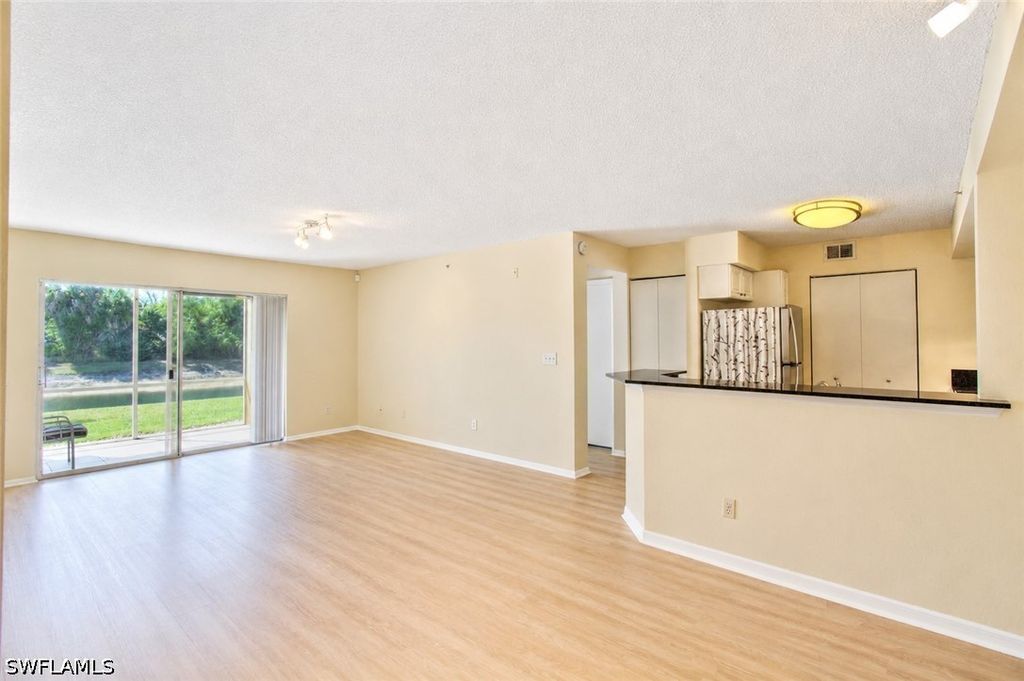 8265 Ibis Club DR 602, Naples, FL 34104