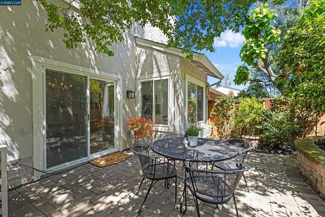 1513 Siskiyou Dr, Walnut Creek, CA 94598