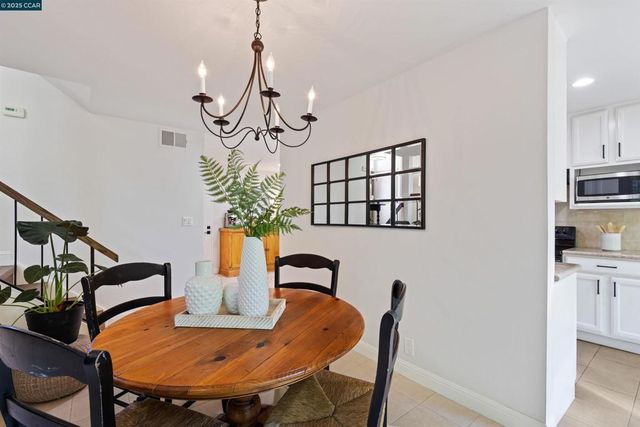 1513 Siskiyou Dr, Walnut Creek, CA 94598