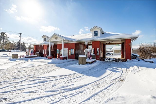 247 W Aurora Road, Northfield, OH 44067