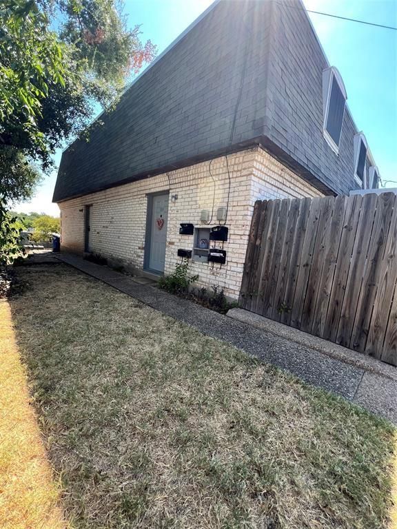 2305 Barton Village CIR 102, Austin, TX 78704