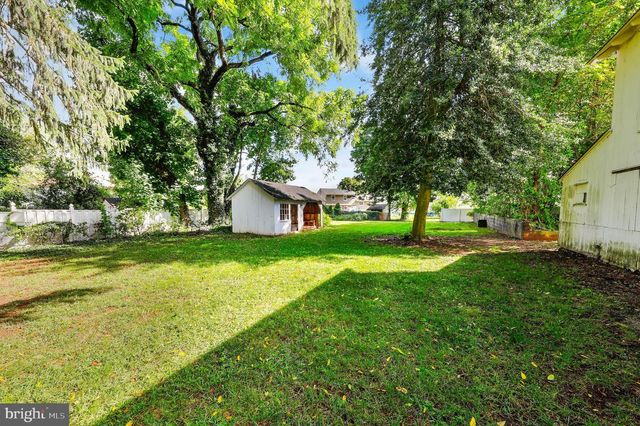 784 WOODLANE RD, Edgewater Park, NJ 08010
