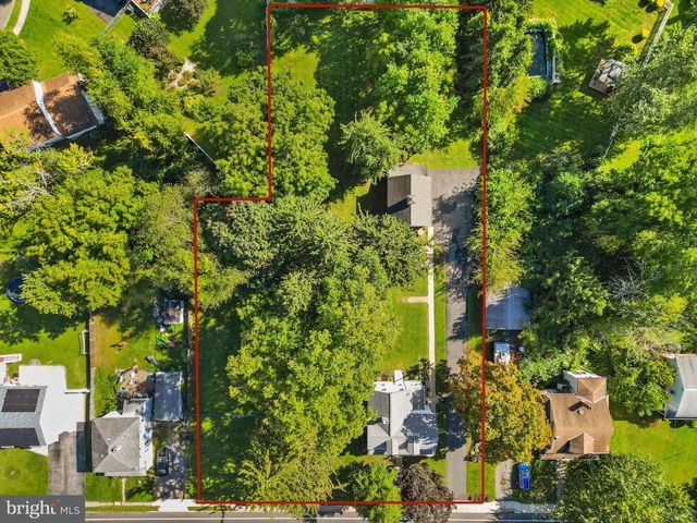 784 WOODLANE RD, Edgewater Park, NJ 08010