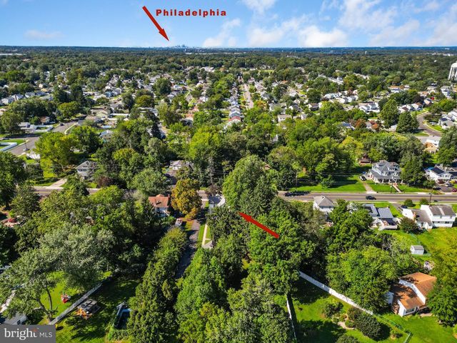 784 WOODLANE RD, Edgewater Park, NJ 08010