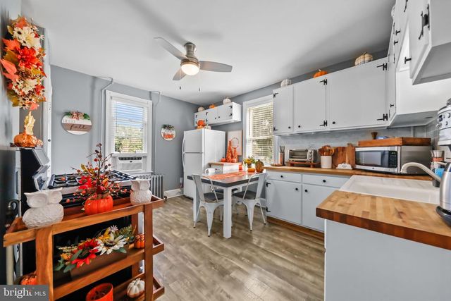784 WOODLANE RD, Edgewater Park, NJ 08010