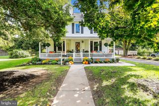 784 WOODLANE RD, Edgewater Park, NJ 08010