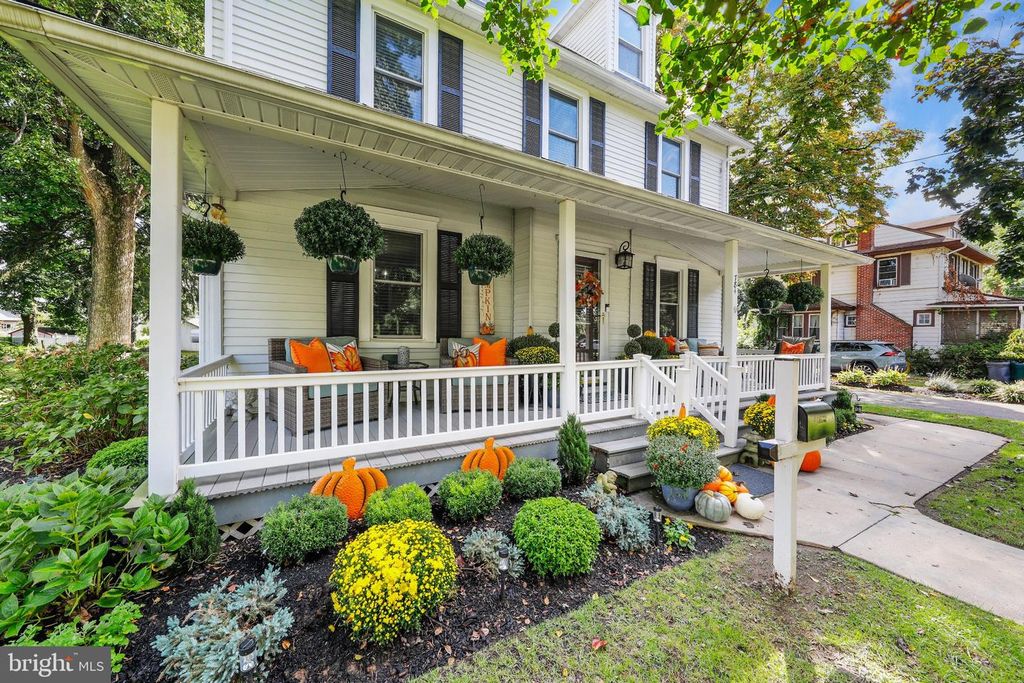 784 WOODLANE RD, Edgewater Park, NJ 08010 — photo 2