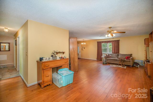 2146 Sheffield Drive, Kannapolis, NC 28083