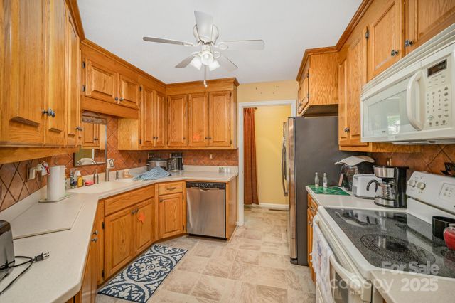 2146 Sheffield Drive, Kannapolis, NC 28083