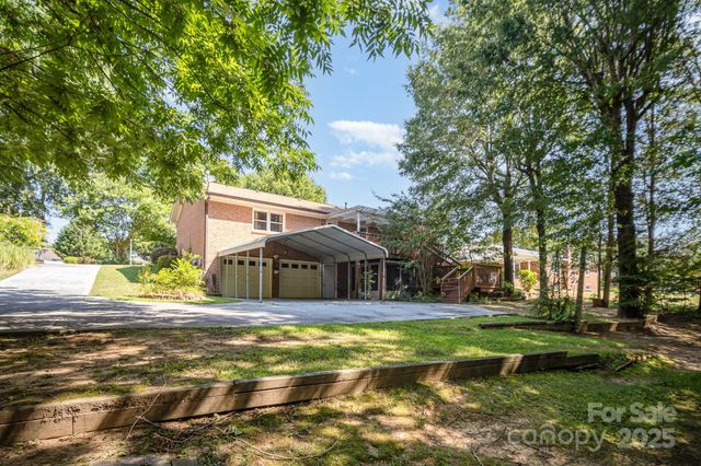 2146 Sheffield Drive, Kannapolis, NC 28083