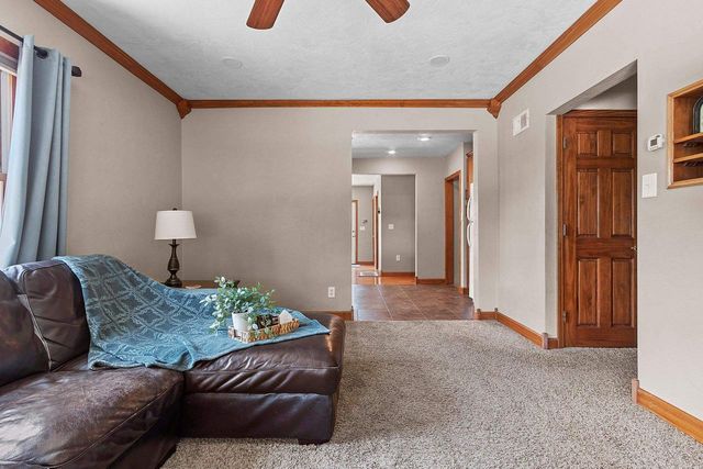619 TAYLOR STREET, Little Chute, WI 54140