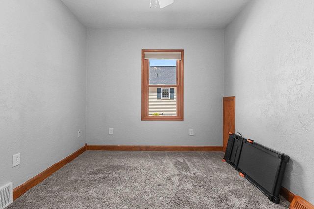 619 TAYLOR STREET, Little Chute, WI 54140