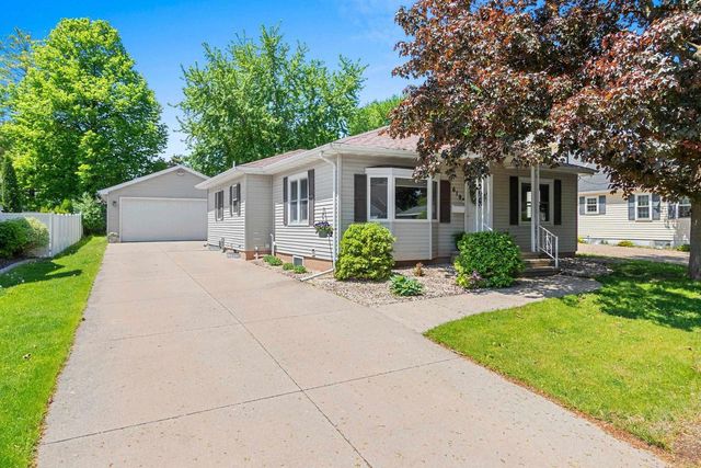 619 TAYLOR STREET, Little Chute, WI 54140