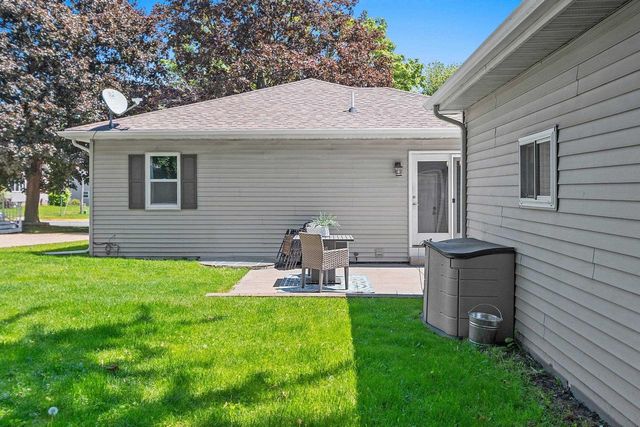 619 TAYLOR STREET, Little Chute, WI 54140