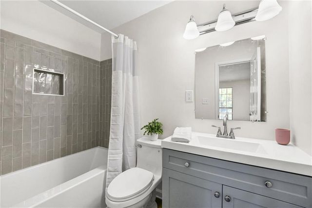 3038 Steeplechase, Alpharetta, GA 30004