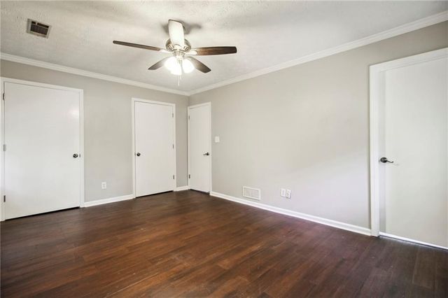455 Barrington Drive W, Roswell, GA 30076